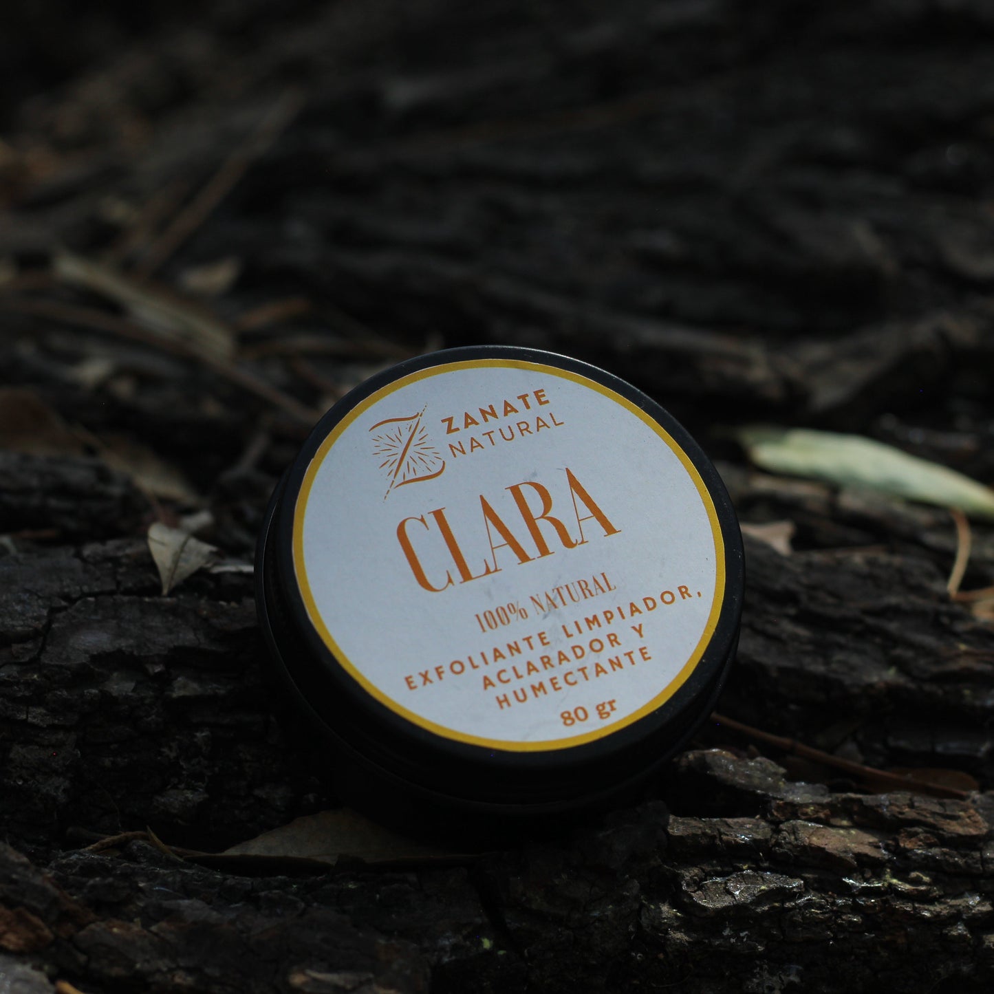 Exfoliante limpiador, aclarador y humectante "Clara"
