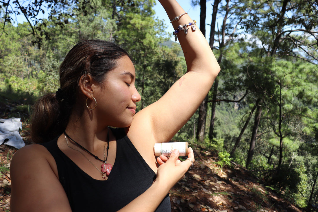 Cómo elegir un desodorante natural que sí funcione 🌿